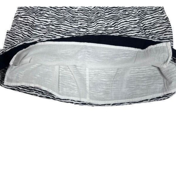 ANN TAYLOR LOFT Skirt size 4, Black/white Zebra - Picture 6 of 7